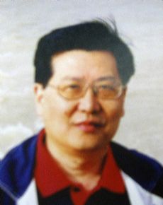 萧平老师的照片，单击鼠标查看大图！