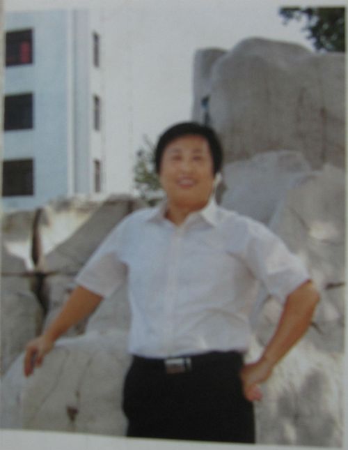 张其风老师的照片，单击鼠标查看大图！